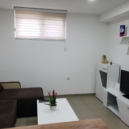 Apartmani Pajic Ягодина Екстериор снимка